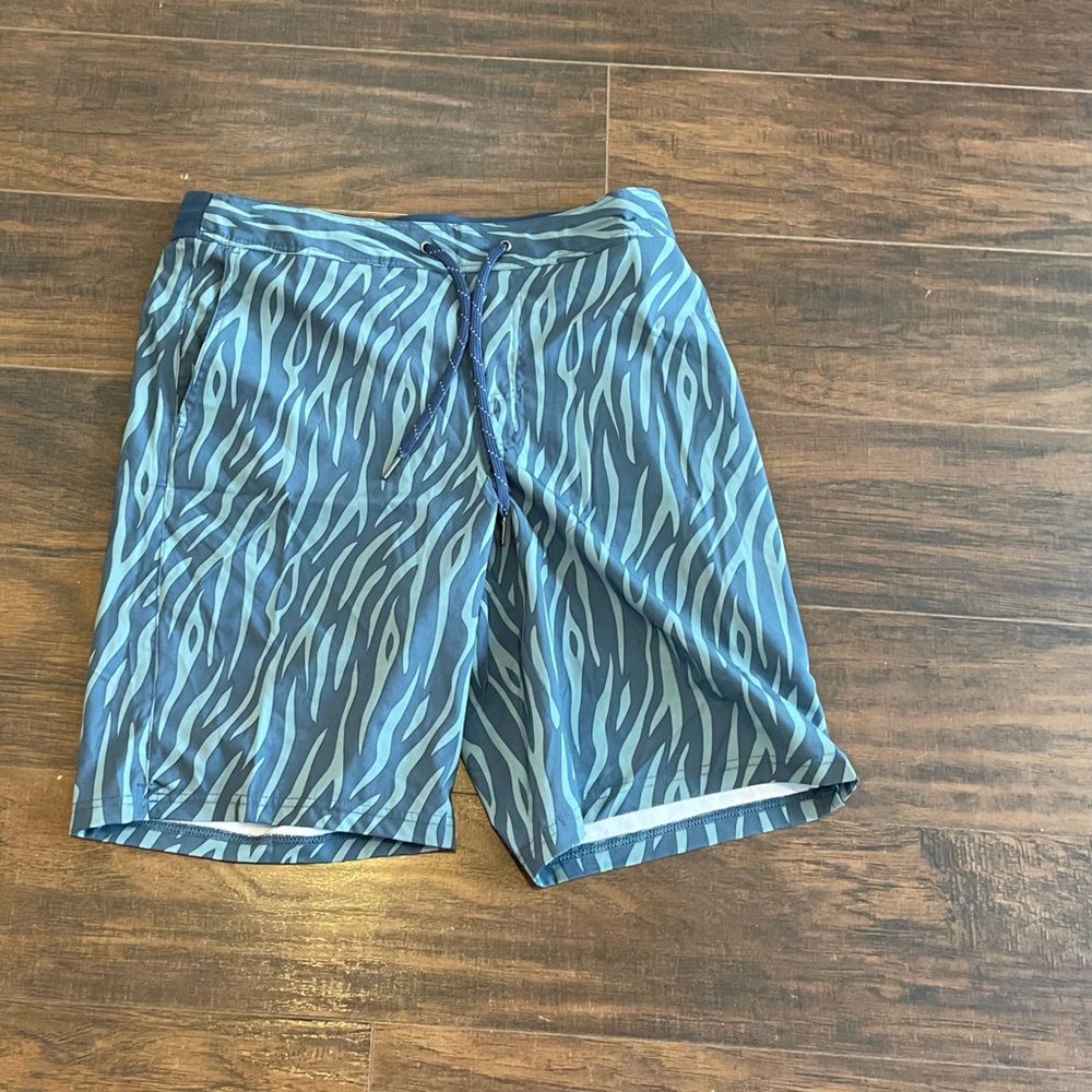 Fair Harbour Compression Lined Red/Blue Swim Trunks (Men's Large)